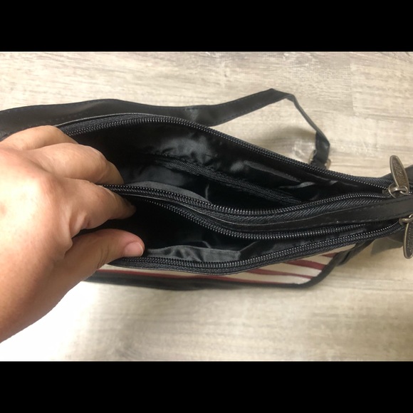 USA 🇺🇸 FLAG CROSSBODY LEATHER BAG-NEW "TINDER" BRAND - Picture 7 of 8